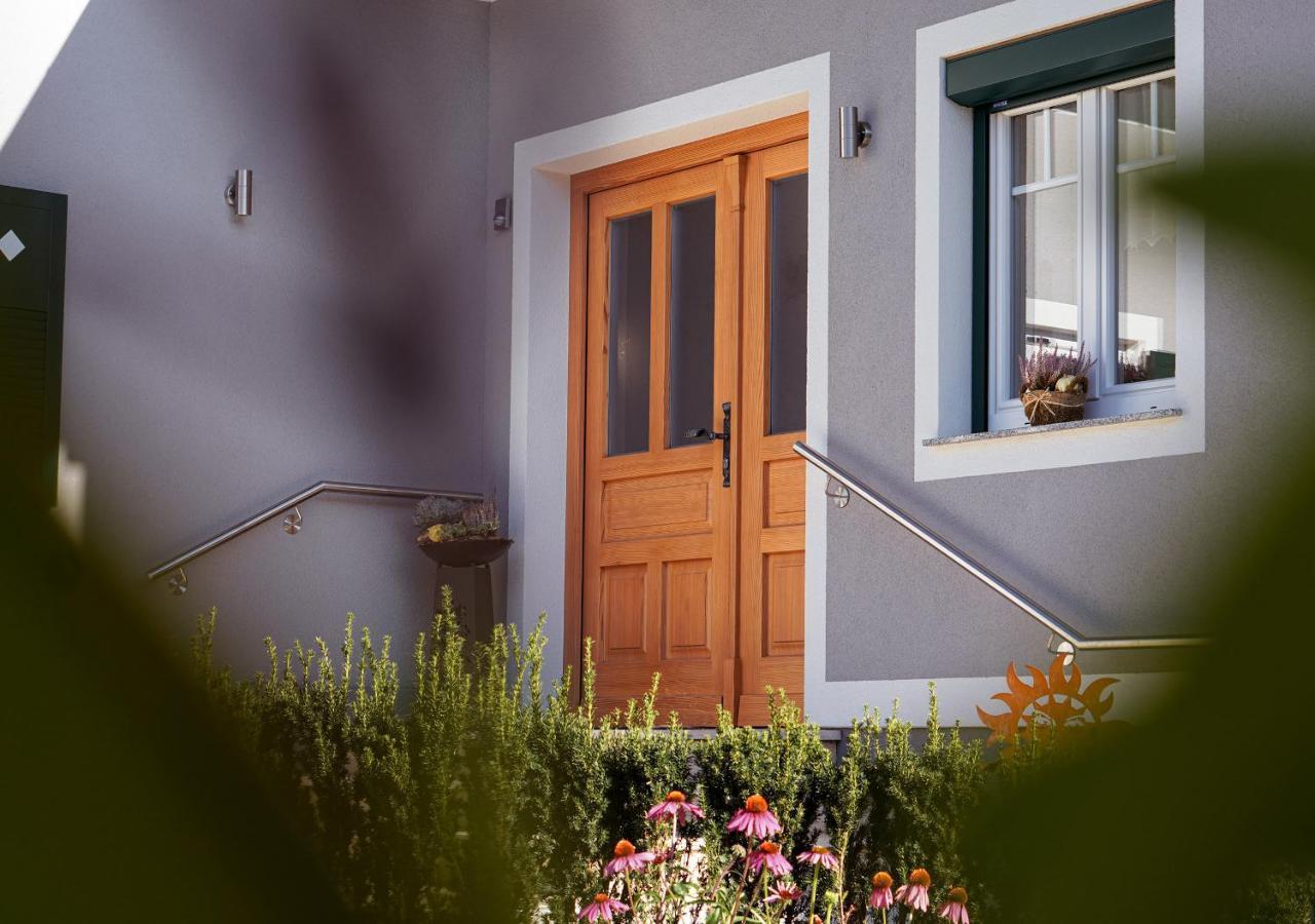 Muehlbauerhof Bed & Breakfast Großklein Exterior foto